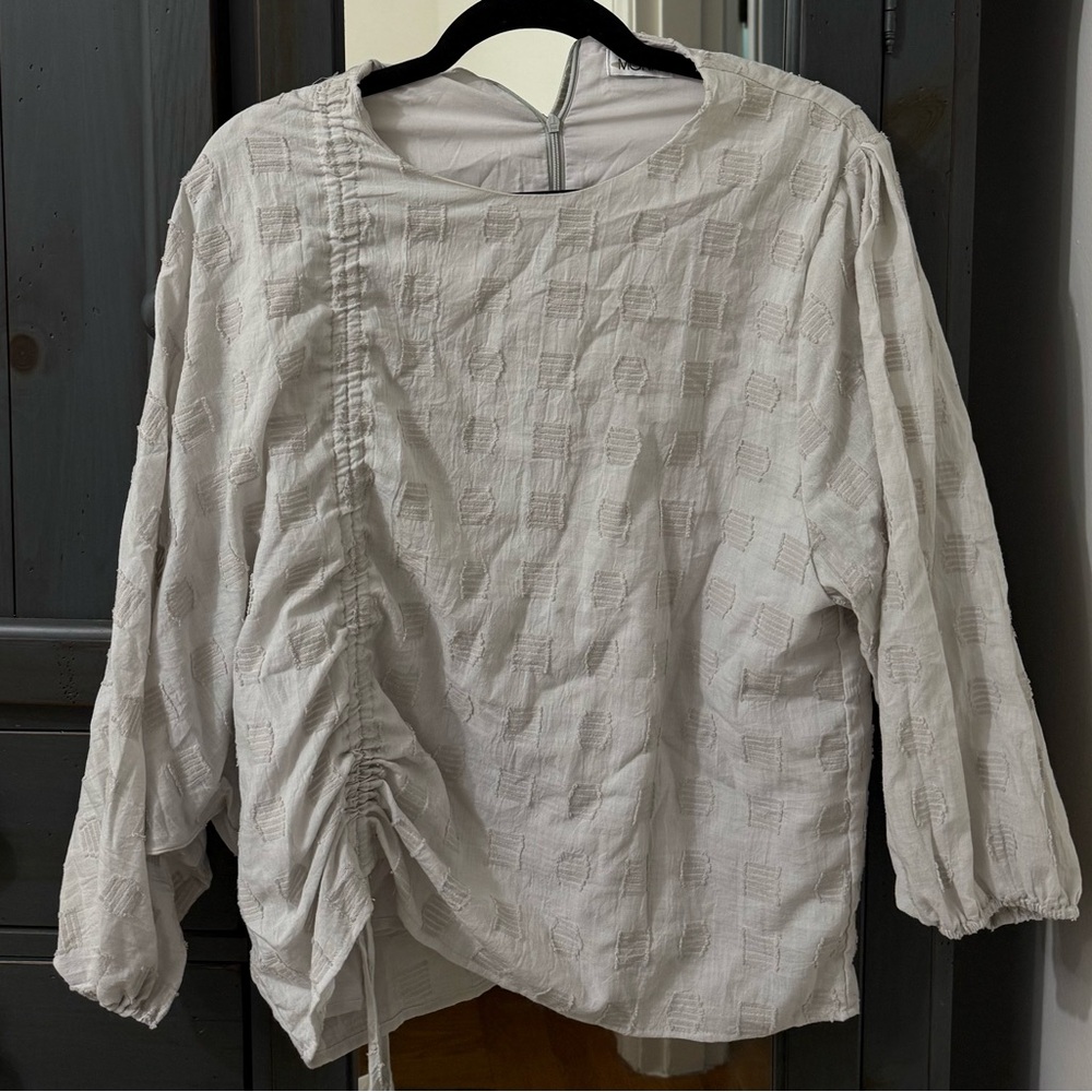 Elegant Grey Textured Women's Top